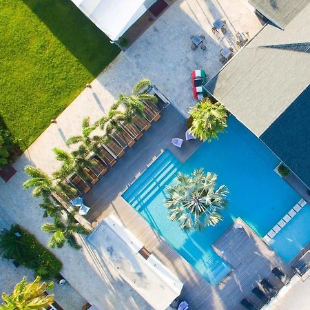Trupial Hotel & Casino يلمستاد المظهر الخارجي الصورة