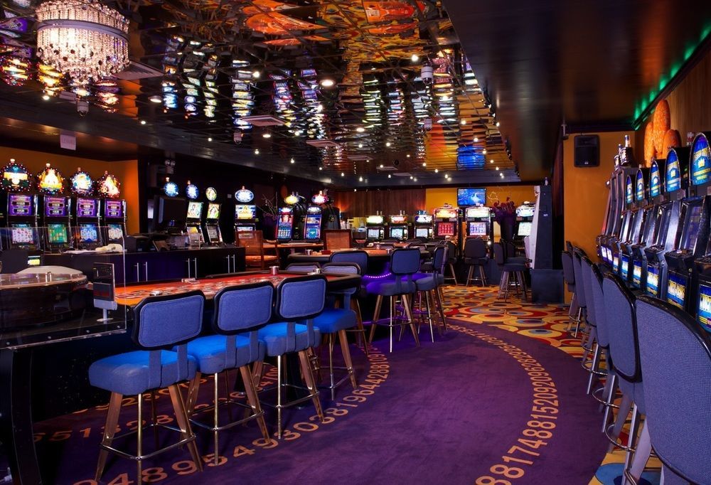 Trupial Hotel & Casino يلمستاد المظهر الخارجي الصورة