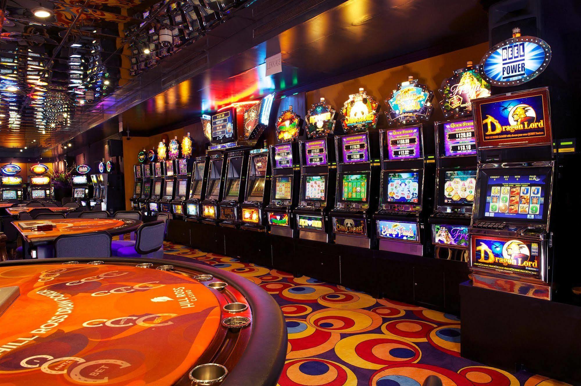 Trupial Hotel & Casino يلمستاد المظهر الخارجي الصورة